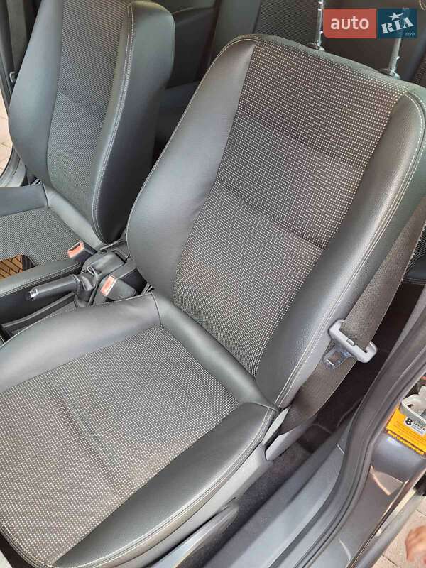 Универсал Opel Astra 2009 в Луцке