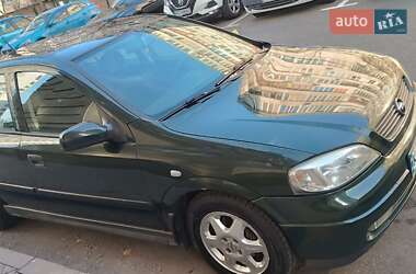 Седан Opel Astra 2001 в Києві