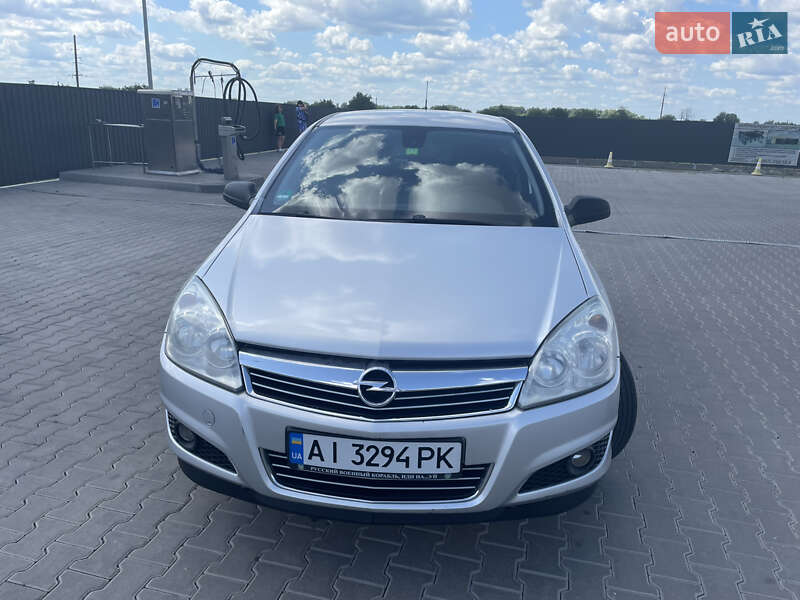 Opel Astra 2007