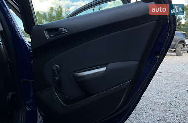 Хэтчбек Opel Astra 2010 в 