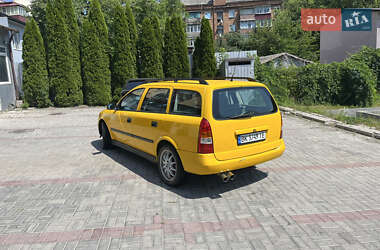 Хэтчбек Opel Astra 2001 в 