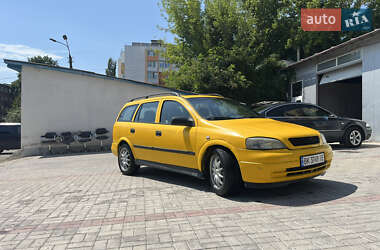 Хэтчбек Opel Astra 2001 в 