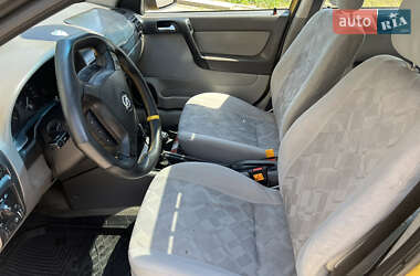 Хэтчбек Opel Astra 2001 в 