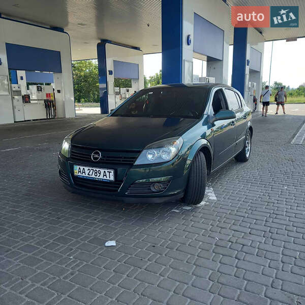 Opel Astra 2004