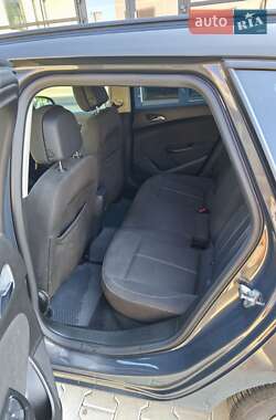 Универсал Opel Astra 2015 в 