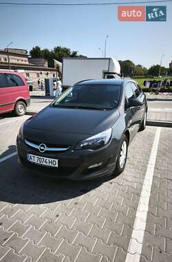Універсал Opel Astra 2015 в Калуші