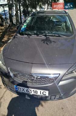 Универсал Opel Astra 2010 в 