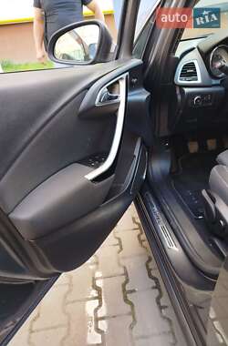 Универсал Opel Astra 2010 в 