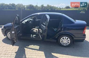 Седан Opel Astra 2003 в 