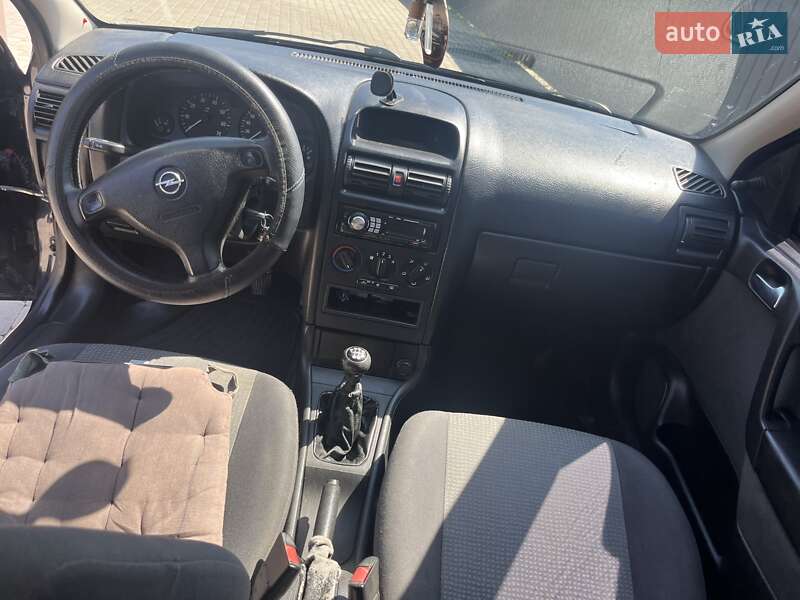 Седан Opel Astra 2003 в Черновцах фото 10 Седан Opel Astra 2003 в Черновцах