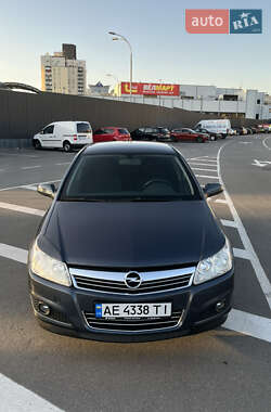 Хетчбек Opel Astra 2007 в Києві