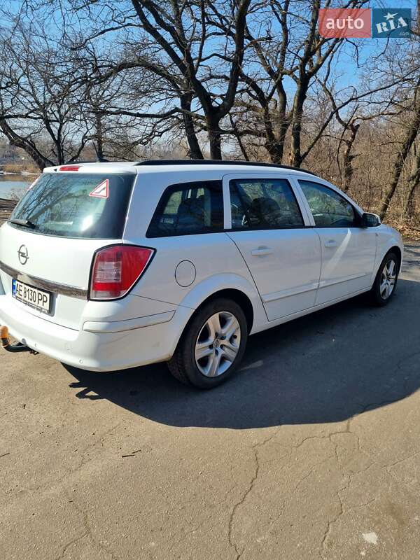 Opel Astra 2008