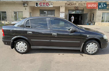 Седан Opel Astra 2007 в 