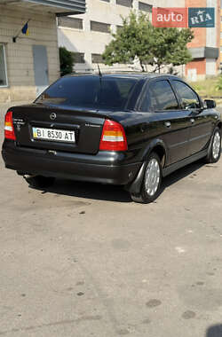 Седан Opel Astra 2007 в 