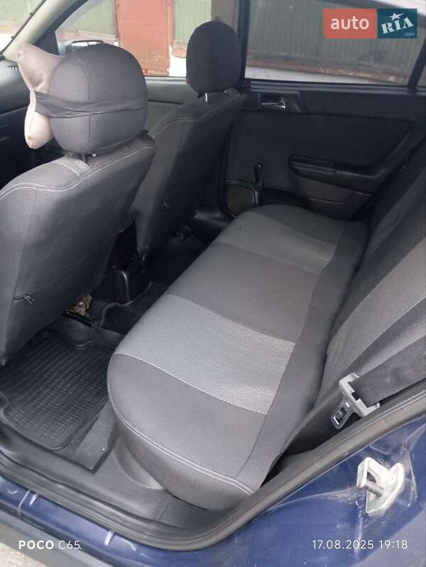 Седан Opel Astra 2006 в Полтаве