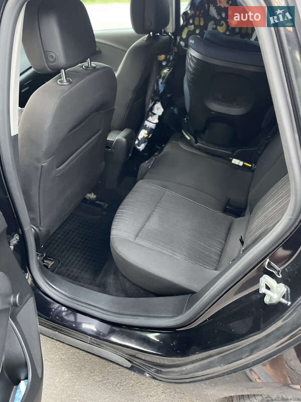 Універсал Opel Astra 2011 в Вінниці