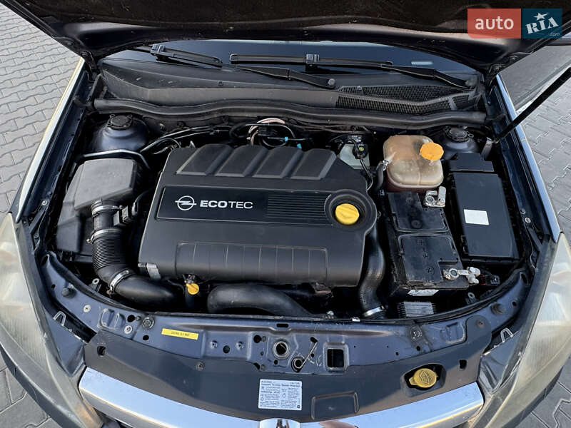 Кабріолет Opel Astra 2007 в Луцьку фото 10 Кабріолет Opel Astra 2007 в Луцьку