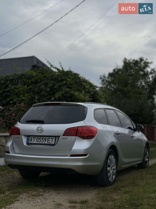 Універсал Opel Astra 2011 в Івано-Франківську фото 7 Універсал Opel Astra 2011 в Івано-Франківську