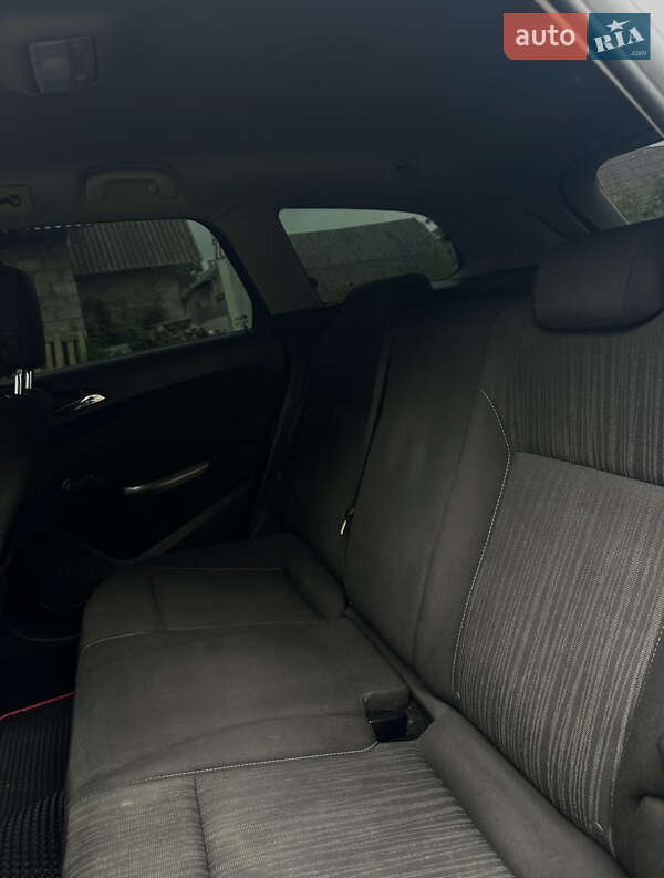 Універсал Opel Astra 2011 в Івано-Франківську фото 17 Універсал Opel Astra 2011 в Івано-Франківську