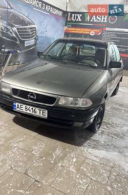 Хетчбек Opel Astra 1995 в Ізмаїлі