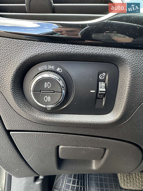 Универсал Opel Astra 2018 в Черкассах