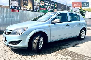 Хэтчбек Opel Astra 2009 в Виннице