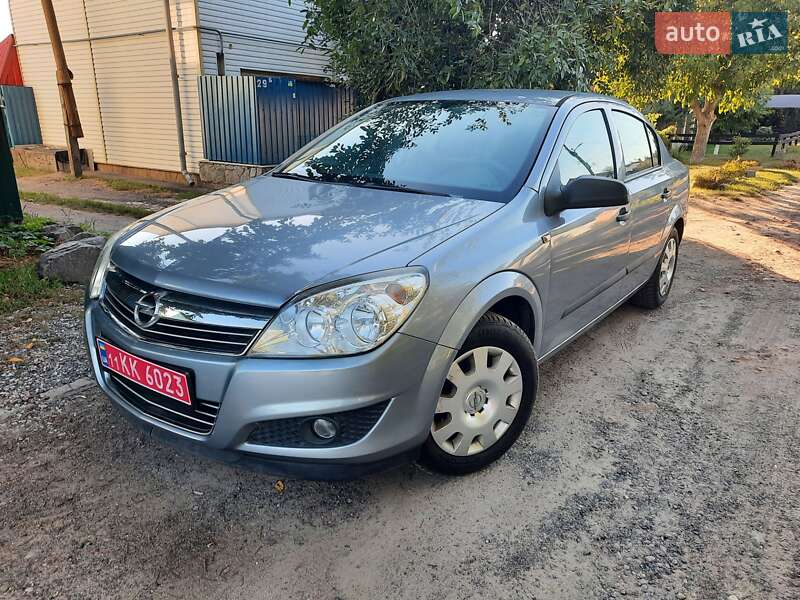 Opel Astra 2008