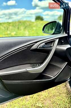 Универсал Opel Astra 2014 в 