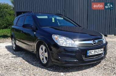 Універсал Opel Astra 2008 в Самборі