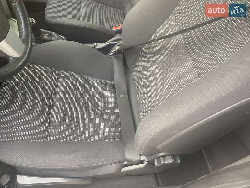 Хэтчбек Opel Astra 2007 в Тальном