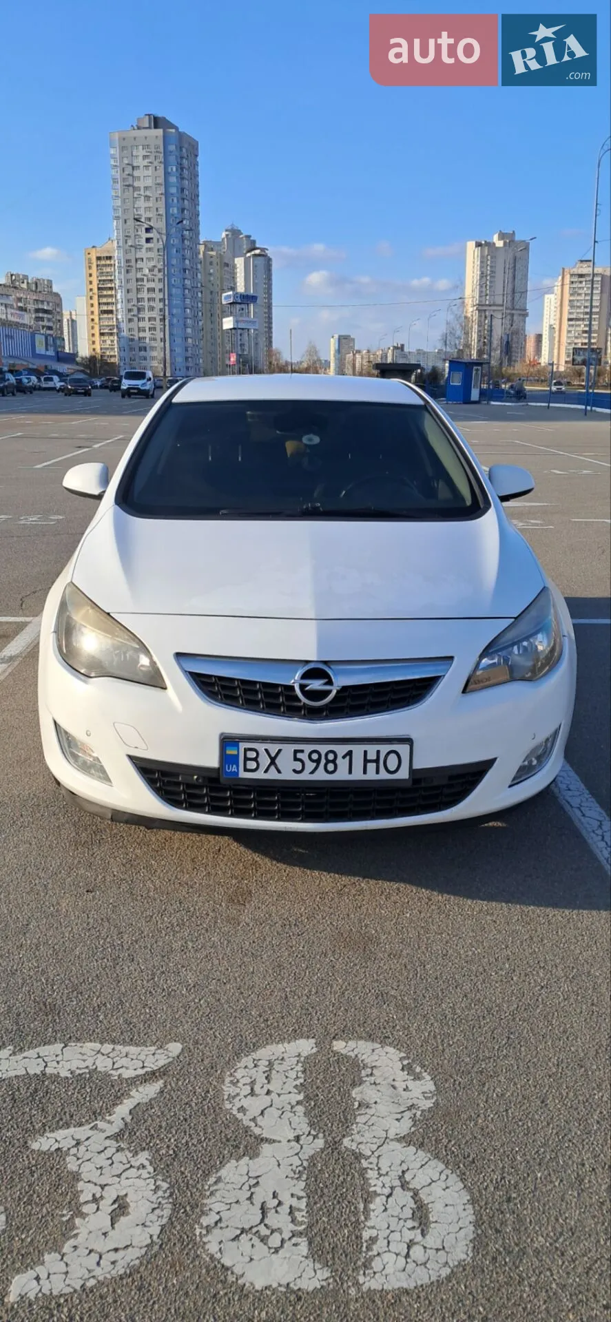 2011 Opel Astra - фото 1