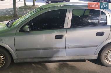 Седан Opel Astra 2000 в 