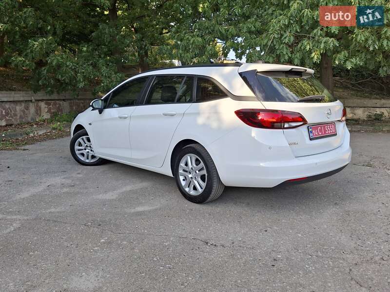Универсал Opel Astra 2020 в Калуше