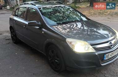 Хэтчбек Opel Astra 2009 в Каменском