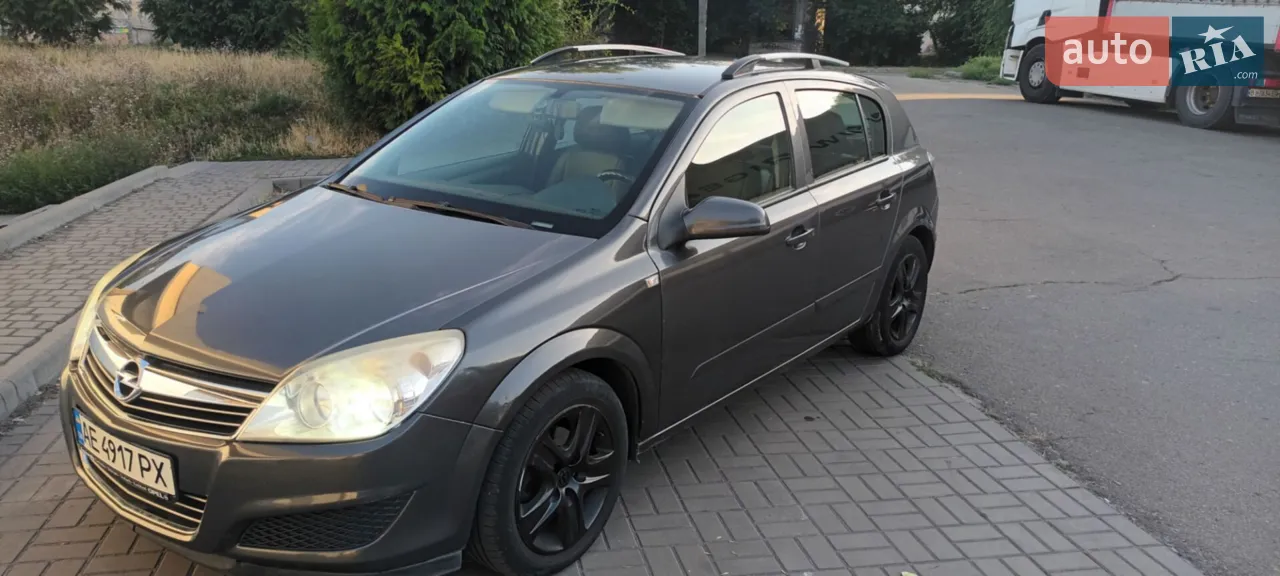 2010 Opel Astra - мініатюра 13