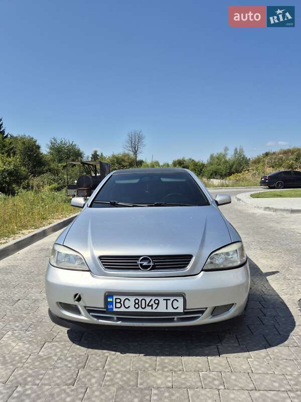 Купе Opel Astra 2002 в Львове