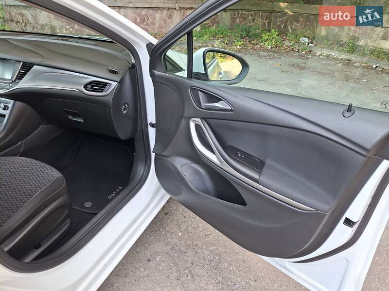 Универсал Opel Astra 2020 в Калуше