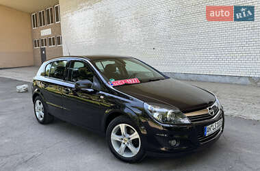 Хэтчбек Opel Astra 2009 в 