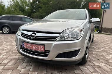 Универсал Opel Astra 2009 в 