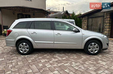 Универсал Opel Astra 2009 в 