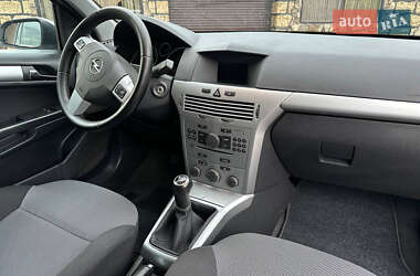 Универсал Opel Astra 2009 в 