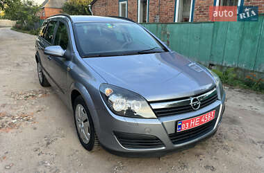 Универсал Opel Astra 2006 в Ахтырке