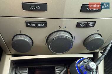 Хэтчбек Opel Astra 2008 в 