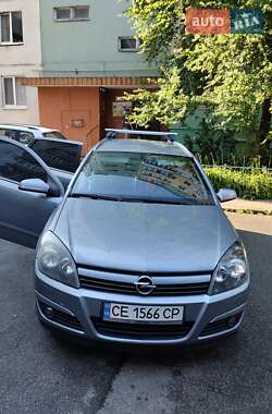 Універсал Opel Astra 2005 в Чернівцях