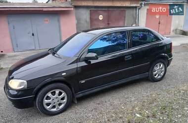 Хетчбек Opel Astra 2002 в Чернівцях