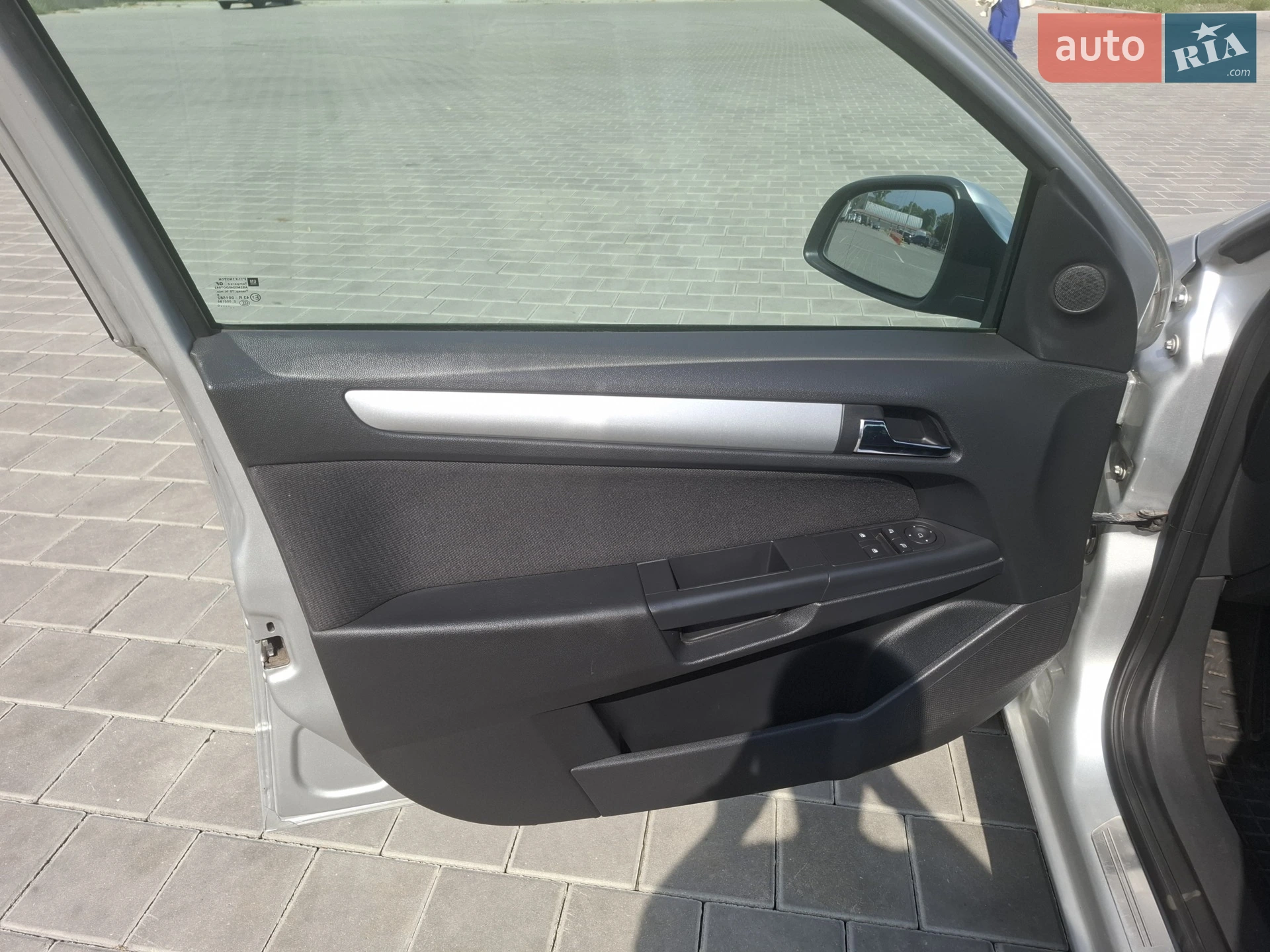 2010 Opel Astra - мініатюра 16