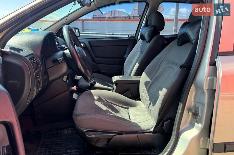 Седан Opel Astra 2007 в Києві