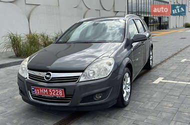Универсал Opel Astra 2009 в Луцке
