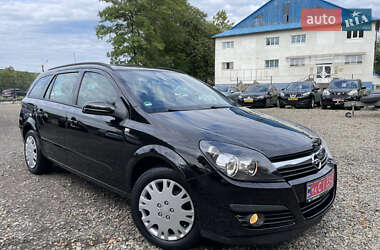 Универсал Opel Astra 2006 в Калуше