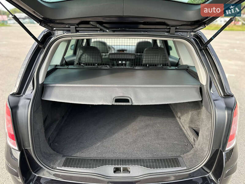 Универсал Opel Astra 2009 в Харькове